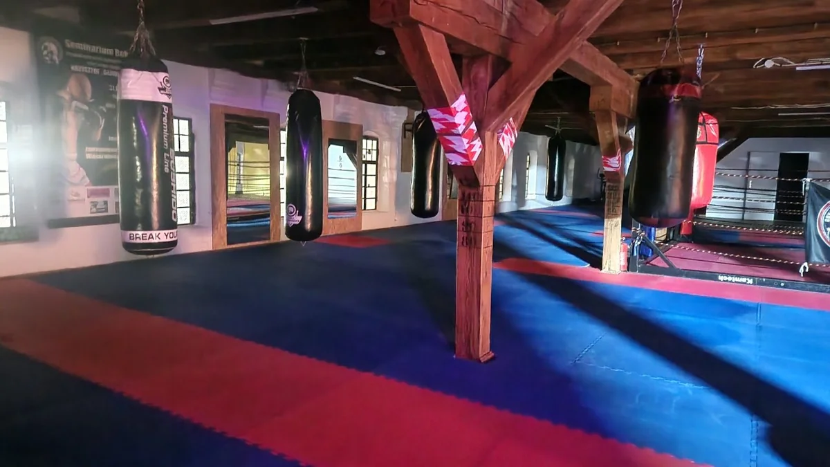 BKS „Boks Na Prawym Brzegu” Szczecin-photo-7.webp