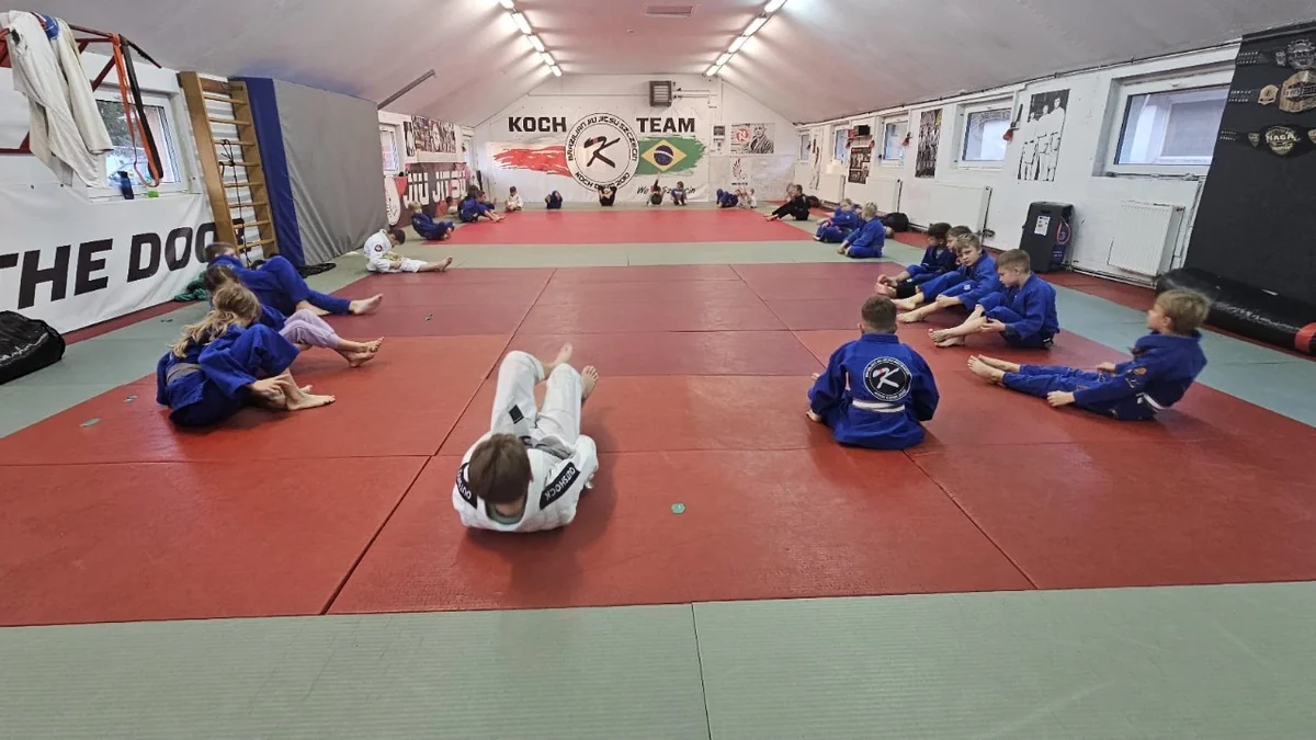 Koch jiu jitsu team-photo-1.webp
