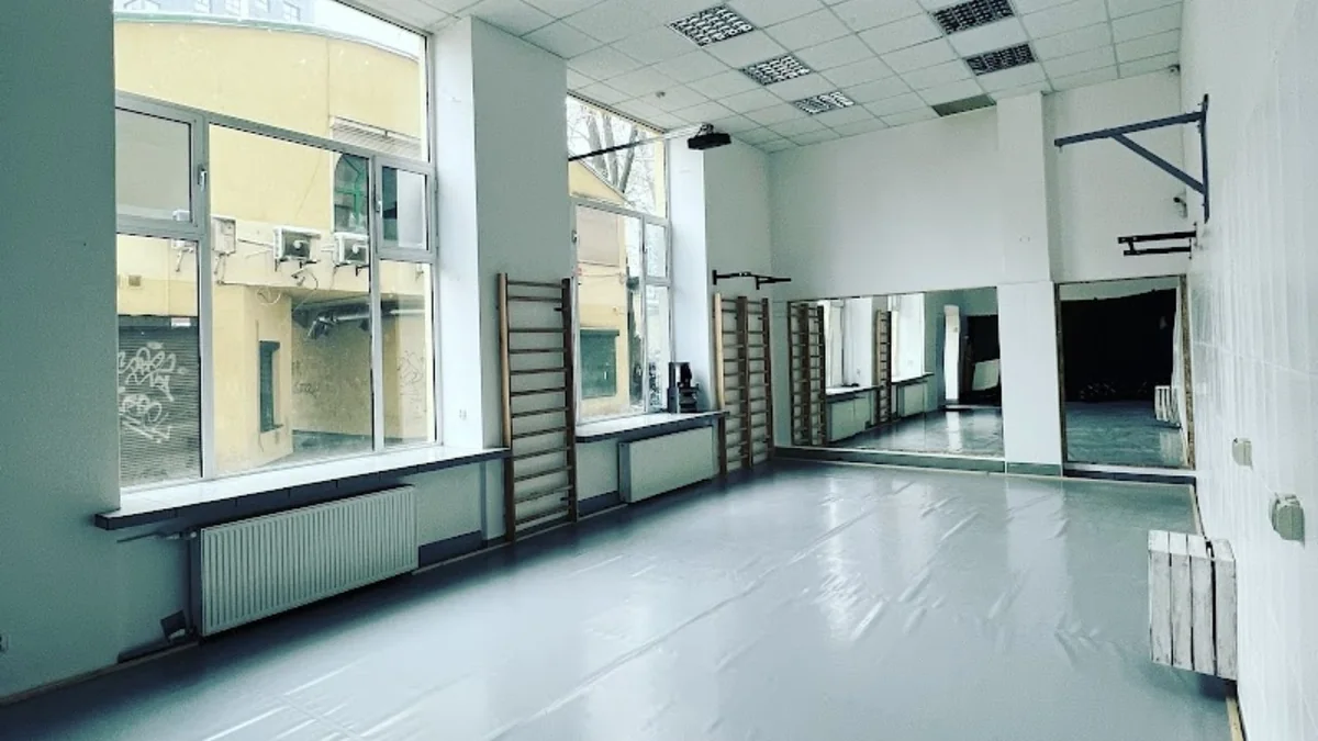 WOLA WALKI-photo-4.webp